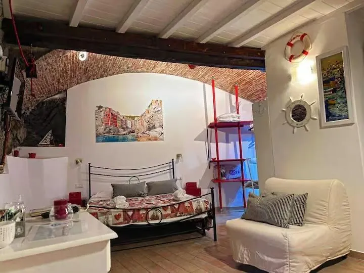 Rio Alba Red Loft - Holiday House - Riomaggiore 5Terre Holiday home